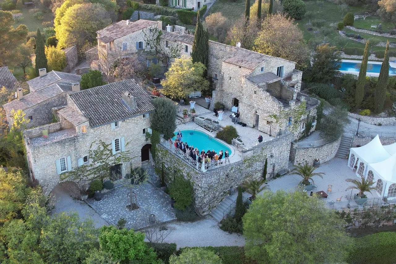 Vue aérienne du Domaine du Clos d'Hullias